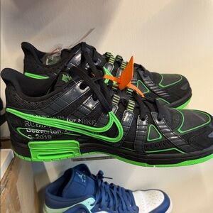 Off White x NIKE Air Rubber Dunk Green Strike - Size 12